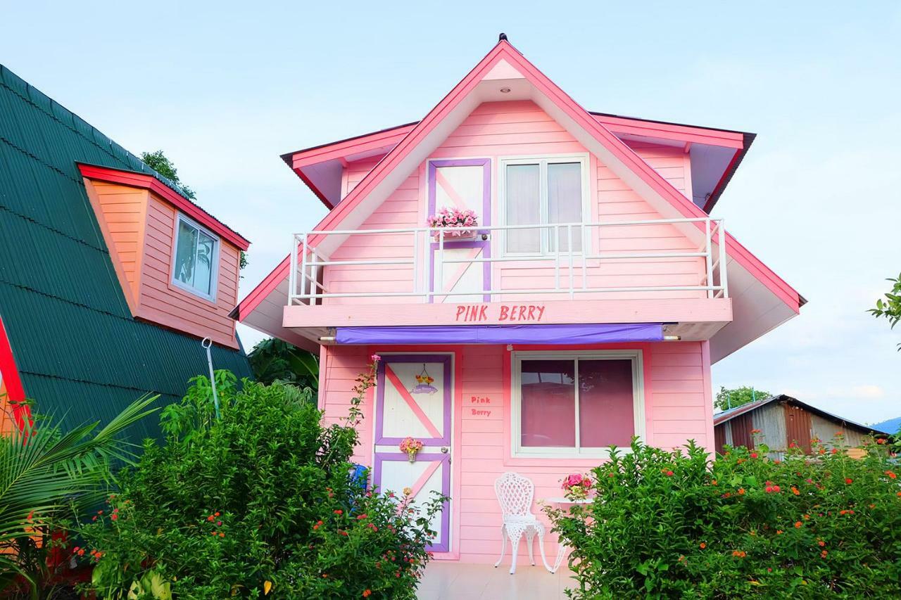 A Houses Homestay 呵叻 外观 照片