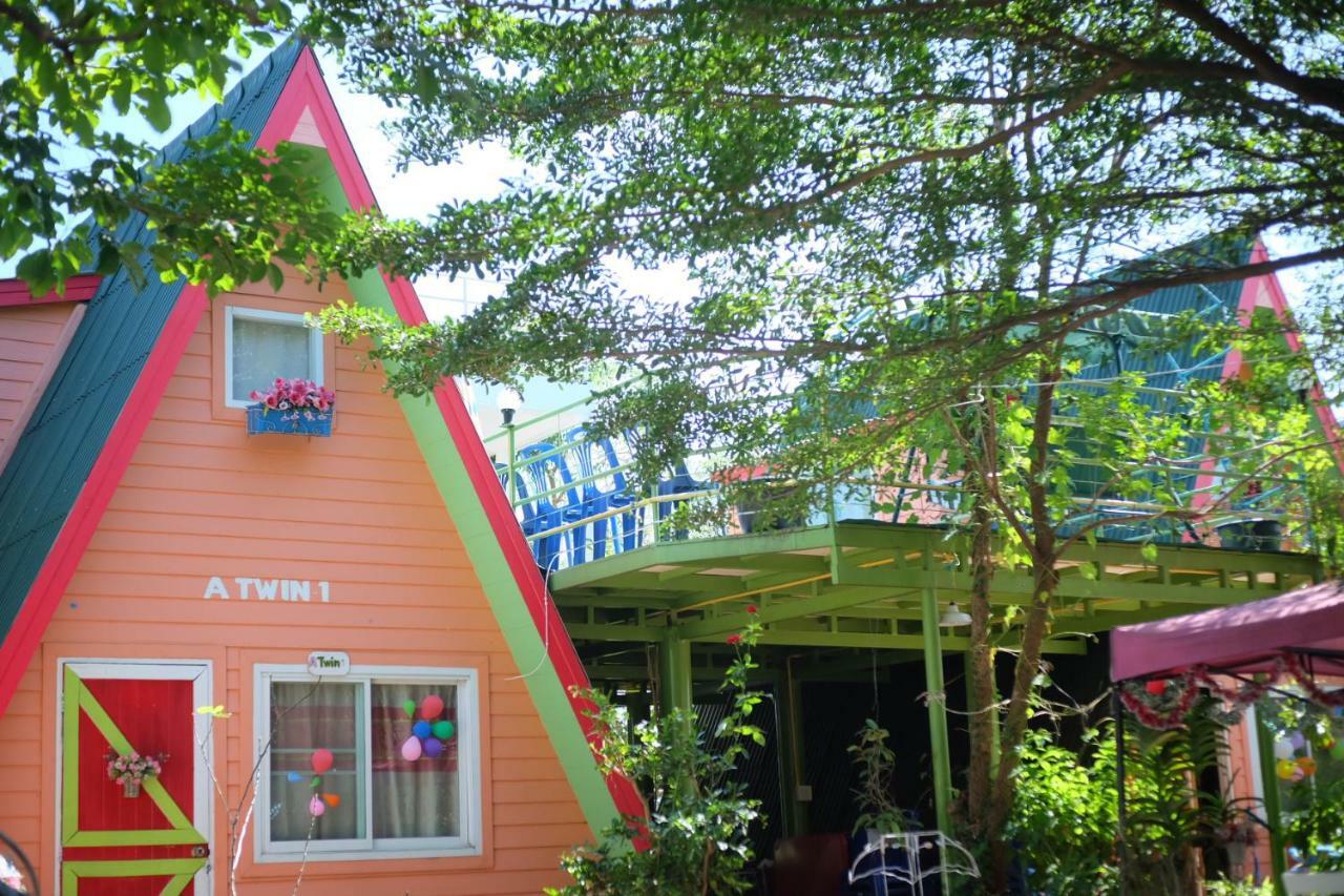 A Houses Homestay 呵叻 外观 照片