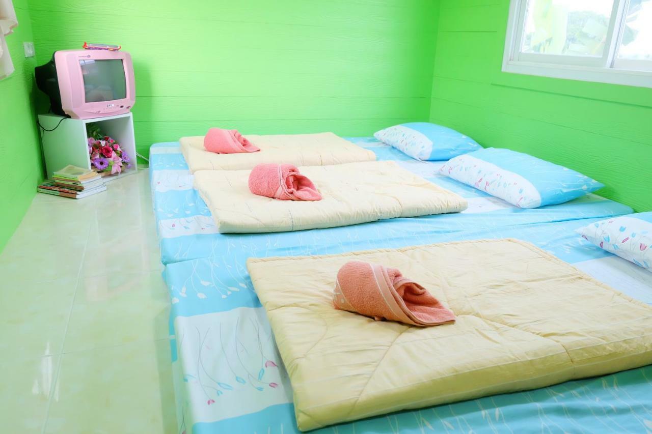 A Houses Homestay 呵叻 外观 照片