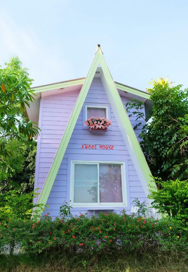 A Houses Homestay 呵叻 外观 照片